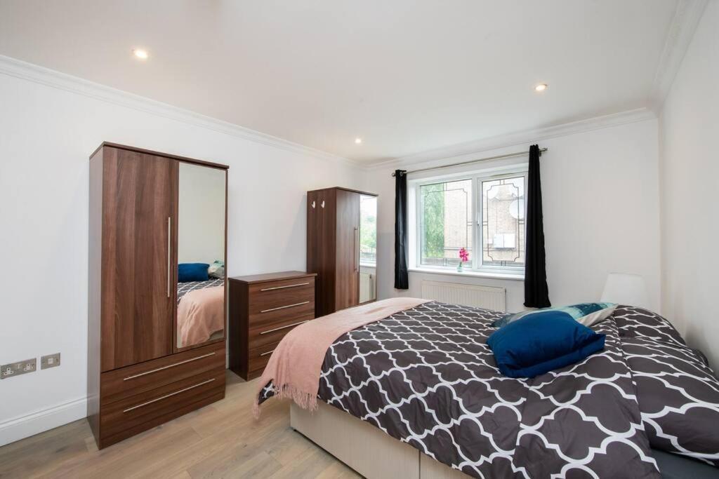Cozy 2-bedroom Flat In Battersea Appartement *